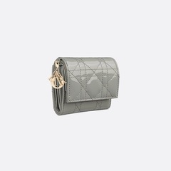 Dior 三つ折財布🩵の画像