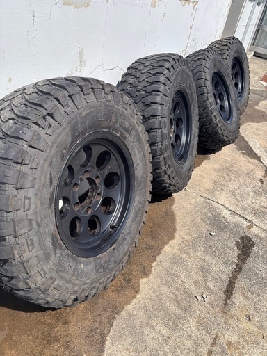 値下げ！ランクル、サーフ、タイヤホーイル