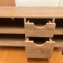 LOWYAテレビ台の画像