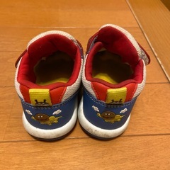 アンパンマン13センチ靴の画像