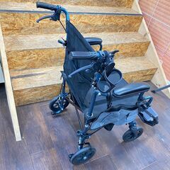 ジ370/ JUMAO 介護用 車椅子 車いす 介護 折り畳み 軽量 介護用品 介助用 収納ケース ドリンクホルダー 付き の画像