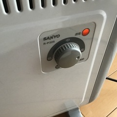 【USED】 パネルヒーター サンヨー デスクワークの方に♪の画像