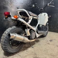 ★支払い総額8.2万円★買取強化中！査定無料♪ホンダ　ズーマー50 AF58 社外マフラー！社外ブリーザータンク！LEDヘッドライト！の画像