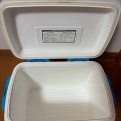クーラーボックスの画像