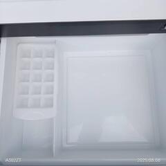 AH002  アクア　23年モデル　2ドア冷蔵庫　201L  木目モデルの画像