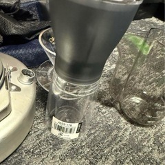KONO ドリッパーとコーヒーミルなどコーヒーセットの画像