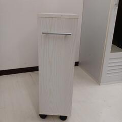 【ドリーム尾浜店】キャスター付き本棚　WH　 高さ(H)65cm× 幅(W)20cm× 奥行(D)79cmの画像