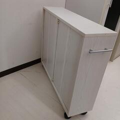 【ドリーム尾浜店】キャスター付き本棚　WH　 高さ(H)65cm× 幅(W)20cm× 奥行(D)79cmの画像