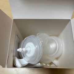一度のみ使用！！ピジョン手動搾乳機の画像