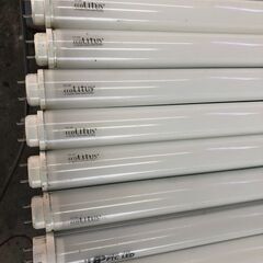 ☆彡１本100円！LED蛍光灯!!!40ｗタイプ・１６本全部!!中古ですが点灯確認済み・昼白色!!100ｖ～200ｖ・天井照明・の画像