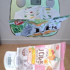 🐰【ほぼ未使用】うさぎの主食とおやつの画像