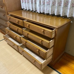 東海家具　チェストの画像