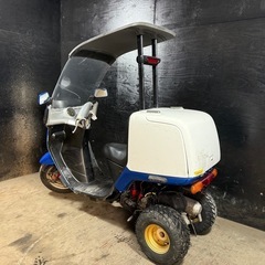 ★支払総額4.0万円★関東圏内即日配送可能！全車走行テスト済みです！ ホンダ ジャイロ 白/青 TA02 激安ジャイロ！ 2ストのためオイル注ぎ足すだけ！ ワイドスペンサー！ リアボックス付き！ 社外リアサス！ 社外イグニッションコイル！の画像