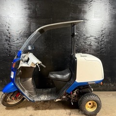 ★支払総額4.0万円★関東圏内即日配送可能！全車走行テスト済みです！ ホンダ ジャイロ 白/青 TA02 激安ジャイロ！ 2ストのためオイル注ぎ足すだけ！ ワイドスペンサー！ リアボックス付き！ 社外リアサス！ 社外イグニッションコイル！の画像