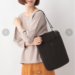 apart by のPCバッグです☺️の画像