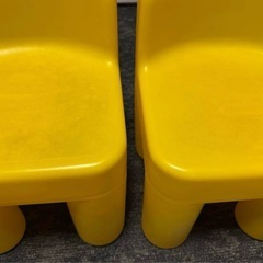 little tikes リトルタイクス のキッズチェア 2脚 セット です。の画像