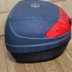 GIVI バイク　トップケース　リアボックス　箱　ベース付きの画像