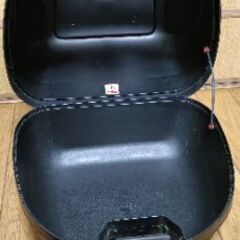 GIVI バイク　トップケース　リアボックス　箱　ベース付きの画像