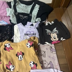 女の子秋冬服120cm、130cmの画像