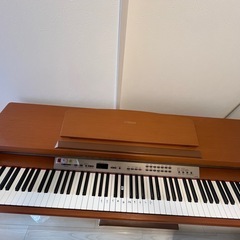 電子ピアノの画像