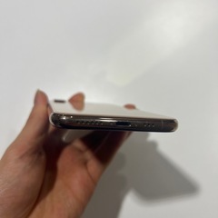 【美品】iPhone XS  64GB 【販売中】の画像