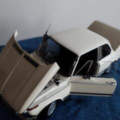 京商BMW2002  tii  １：18中古の画像