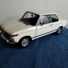 京商BMW2002  tii  １：18中古の画像