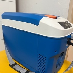 車載 冷蔵庫 冷凍庫 冷温庫 8L ポータブル 保冷庫 12V 自動車 トラック ストッカー 家庭用 保温保冷ボックス 持ち運び キャンプ 小型 アウの画像