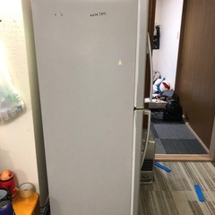 中古品冷蔵庫　2016製の画像