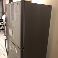 中古品冷蔵庫　2016製の画像