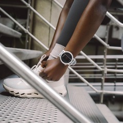 ②CMF by Nothing Watch 3 Pro スマートウォッチの画像