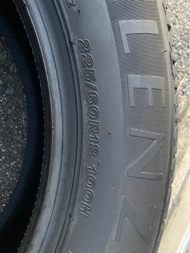 ２０２５製品　新品　
ALENZA LX100 225/60R18 100H