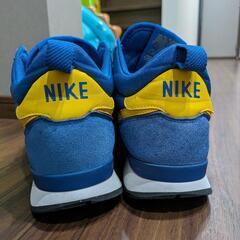 NIKE インターナショナリスト ミッド　27cmの画像