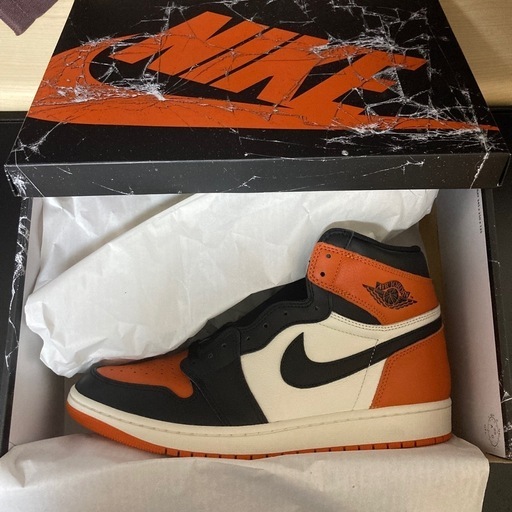 定価以下　
新品　Nike Jordan1 Shattered Backboard 2025