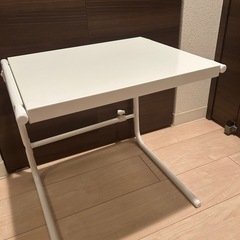 レンジ上伸縮ラックホワイトキッチン周り用品の画像