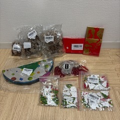 フリマを開催いたします！これからの時期‼️まだまだですけどクリスマス💕💕　1点につき100円ですが物によっては、200円です‼️値段交渉オッケー‼️の画像