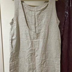 未使用品⭐︎背中開きロング丈トップスの画像