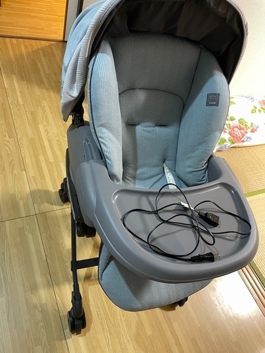 COMBI コンビ 電動ハイローチェア チャイルドシートクッション付き