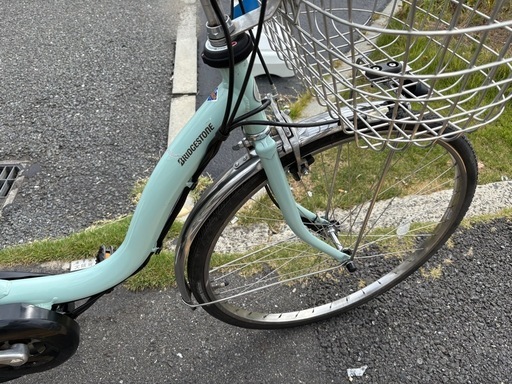 中古ブリヂストン電動アシスト自転車　12.8Ah 大阪