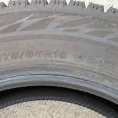美品２０２４年製ブリヂストン冬タイヤ工賃込み１７５／６５Ｒ１５　４本セットの画像