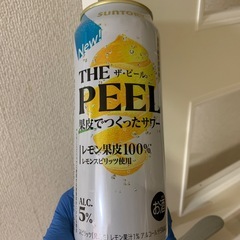 エノテカで買った赤ワイングラスとモルツの景品ビアジョッキの画像