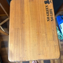 カフェ　テーブルの画像