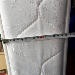 ベッド マットレスの画像