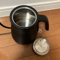 電気ケトルの画像