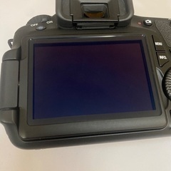 【本日中の取引で表示価格から4000円引き】CANON EOS 60D ※バッテリーチャージャーなし ※希望があれば社外品のストラップを無料でつけます の画像