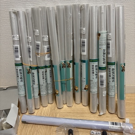 フリマを開催いたします‼️ 1点につき100円‼️ 色々‼️