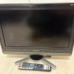 SHARP 20インチ　TV 液晶カラーテレビ　リモコン付きの画像