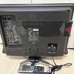 SHARP 20インチ　TV 液晶カラーテレビ　リモコン付きの画像