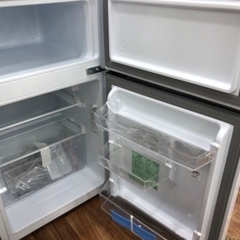 2ドア冷蔵庫 Hisense HR-B91HW 87L 未使用品の画像