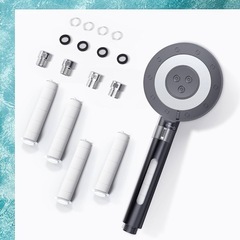 新品未使用　シャワーヘッド 節水 マイクロナノバブル 【80％節水＆高水圧＆塩素除去】手元止水付き・超微細0.03mm水流・5段階モード・肌ケア＆美髪・浄水カートリッジ4本付き・簡単取付・M/K/G/Oアダプター対応・ブラックカラーの画像